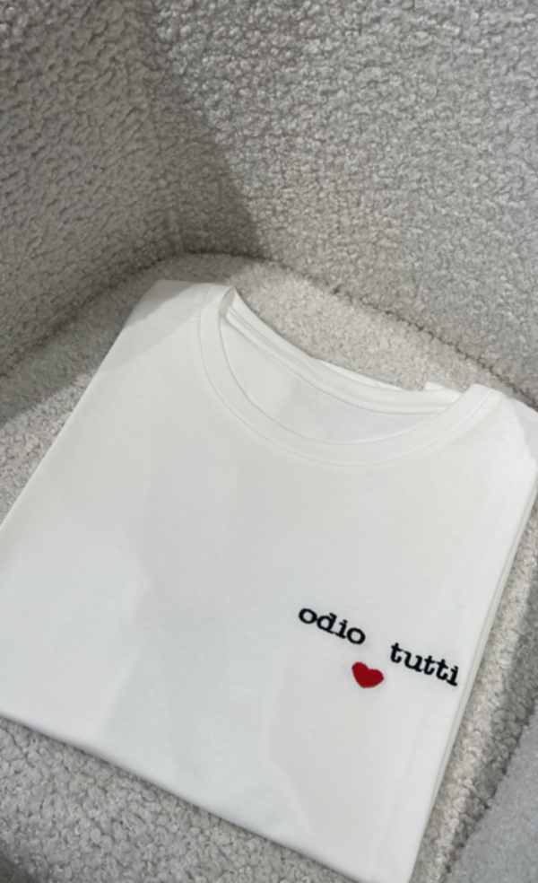 T-shirt 'odio tutti'